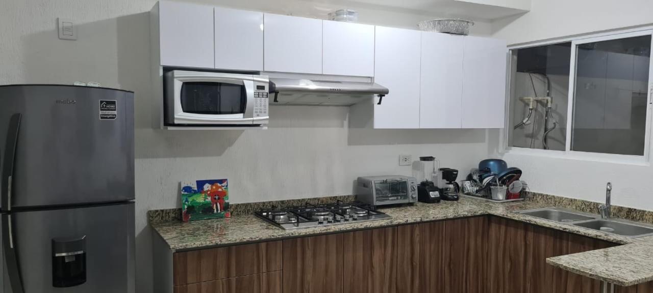 Casa Guerra En Maderos Residencial -Ideal Para Familias Cancún Exterior foto